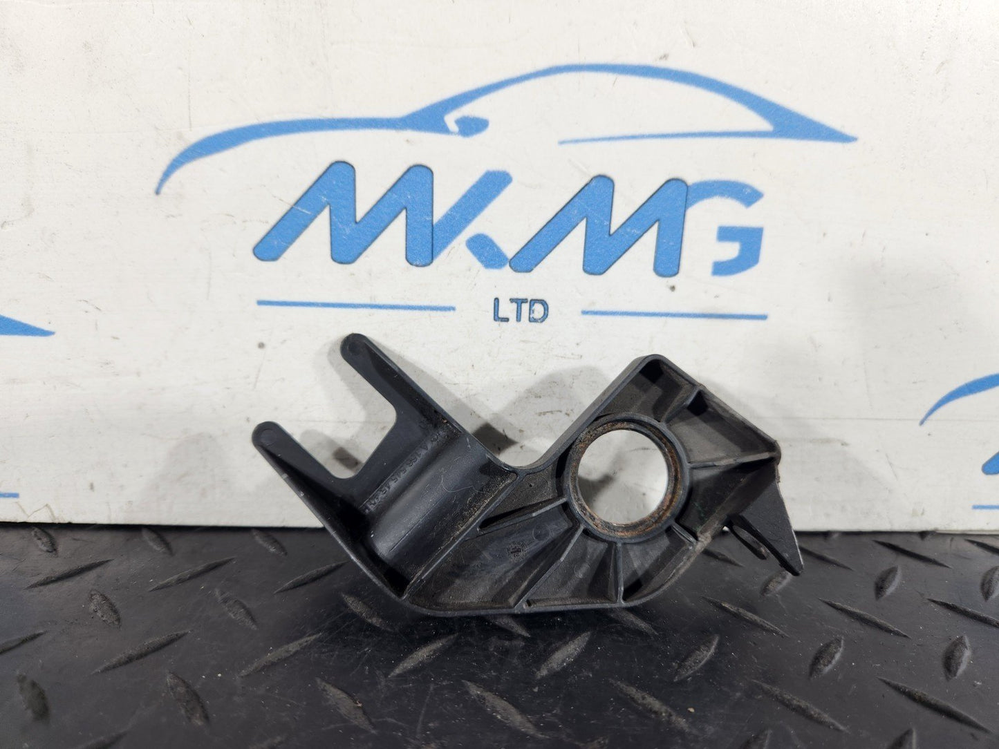 16-19 MERCEDES BENZ GLE W166 GENUINE CAMBER STRUT LEFT BRACKET A1665454540