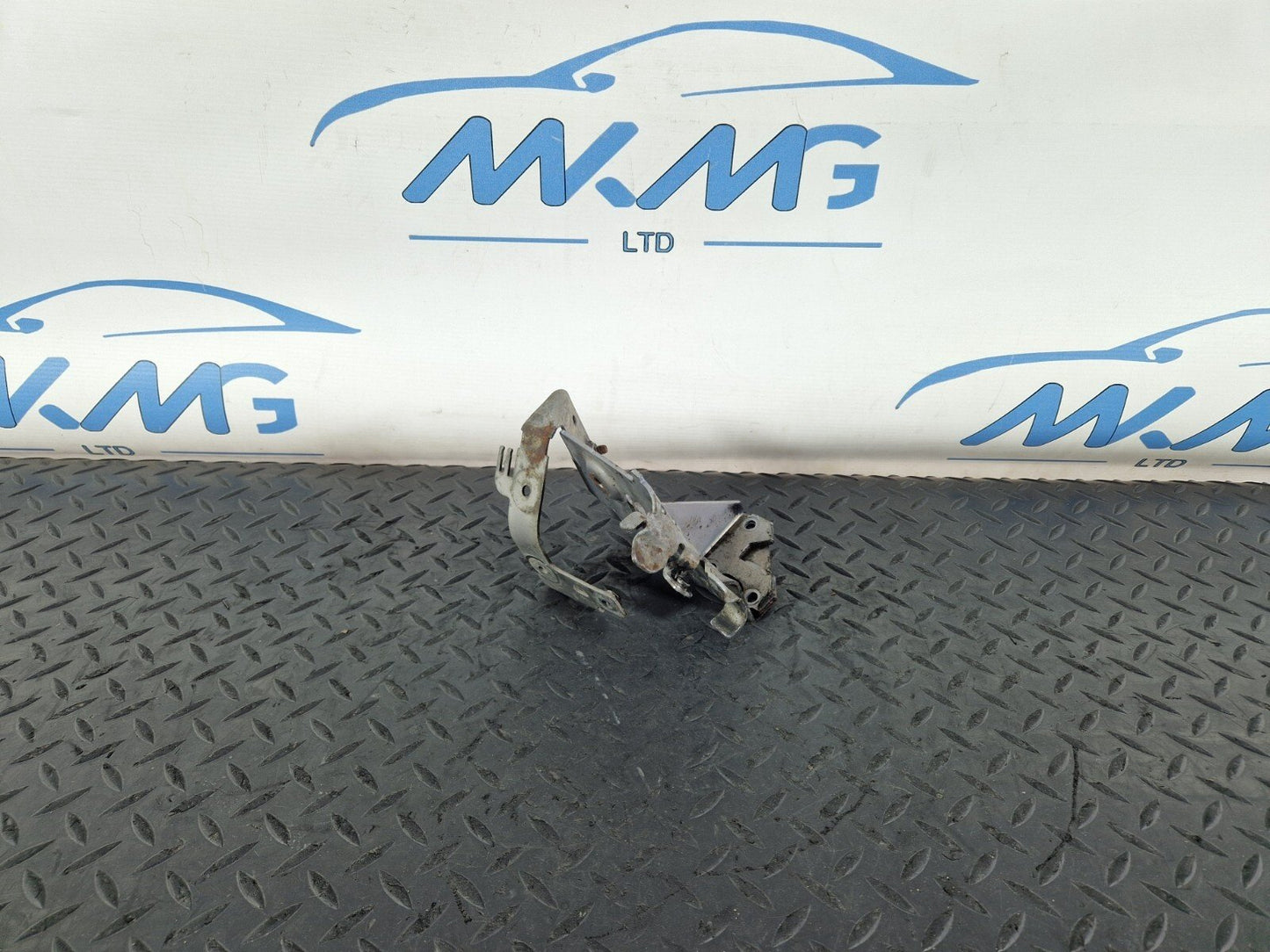 06-14 MERCEDES BENZ SPRINTER W906 2.2 CDI REAR MOUNT BRACKET SUPPORT A6510900741