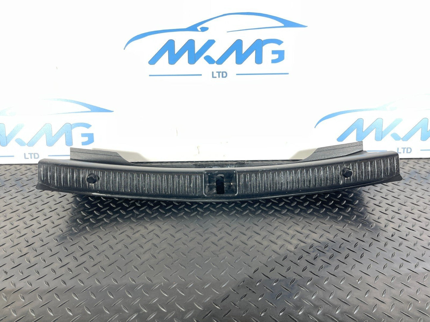 Mercedes-Benz C-Class W205 Tailgate Trim Panel A2056908204