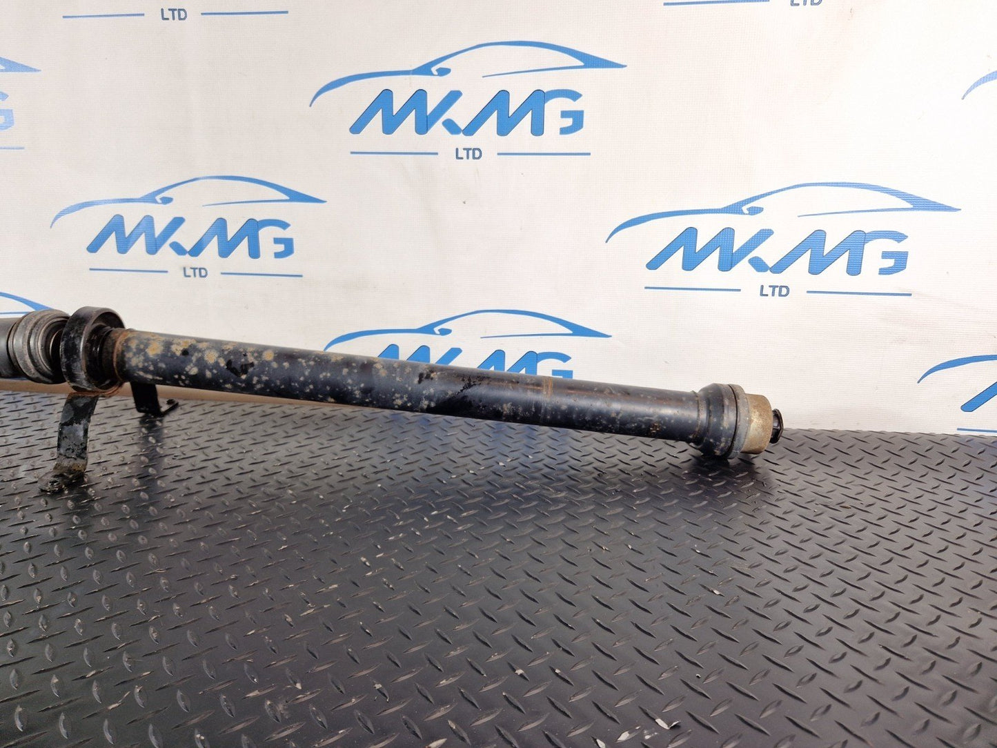 16-19 AUDI A4 B9 GENUINE 2.0TDI QUATTRO AUTOMATIC PROPSHAFT 8W0521101