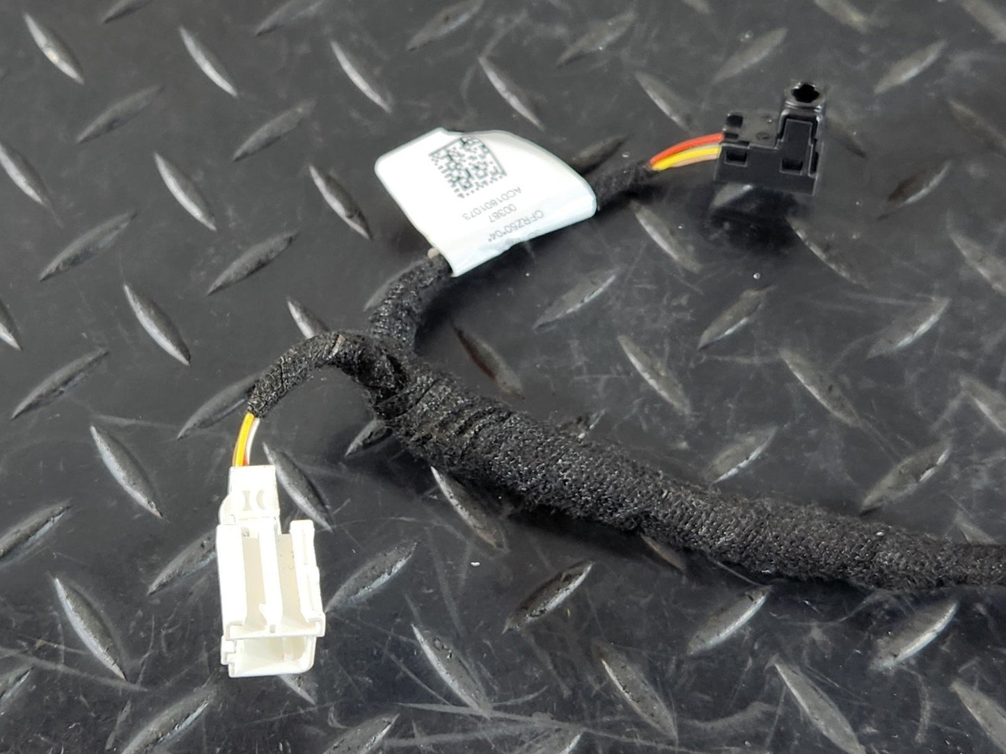19-ON MERCEDES BENZ B CLASS W247 GENUINE WIRING LOOM A2479063903