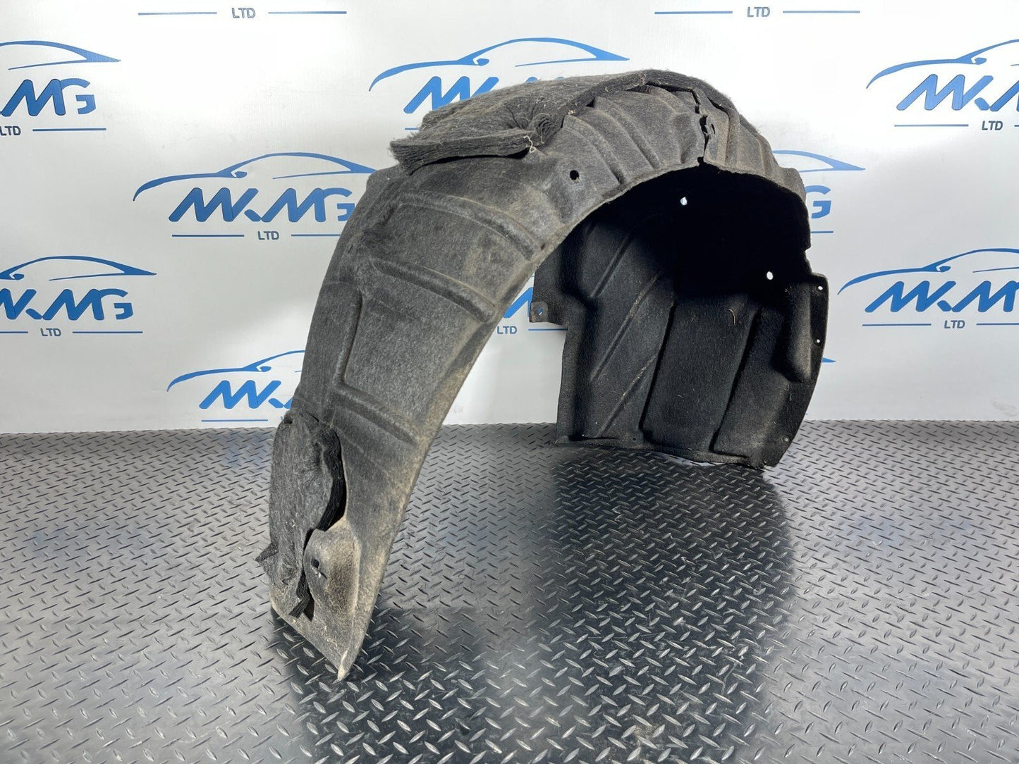 16-19 AUDI A4 B9 WHEEL ARCH LINER REAR LEFT SPLASH GUARD 8W0810171G