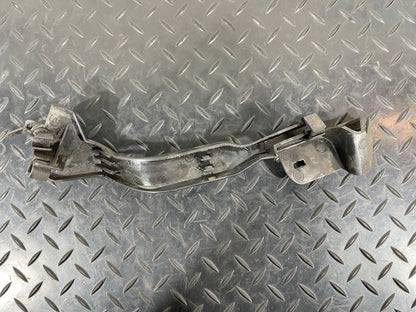 14-21 MERCEDES BENZ C300h W205 CABLES HOLDER BRACKET O/S A2055462080