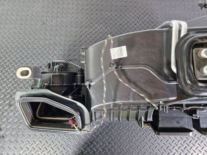18-ON MERCEDES BENZ A CLASS W177 GENUINE HEATER MATRIX BOX A2478300600