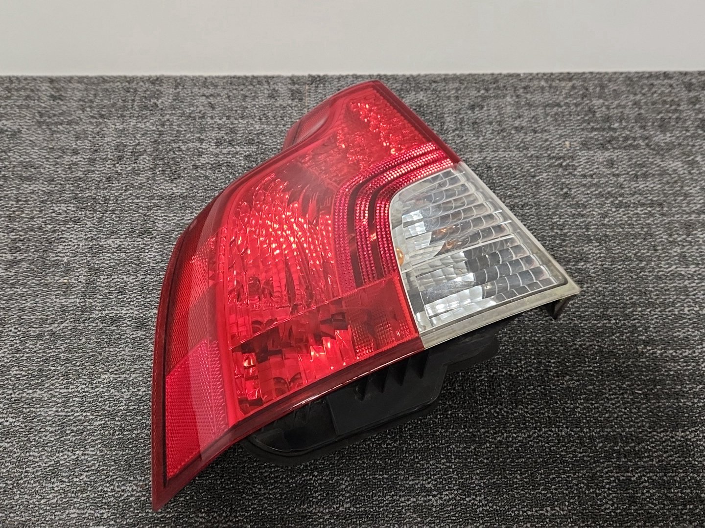 2007 Volvo S40 MK2 (MS) Genuine Rear Left N/S Passenger Tail Light 30744538