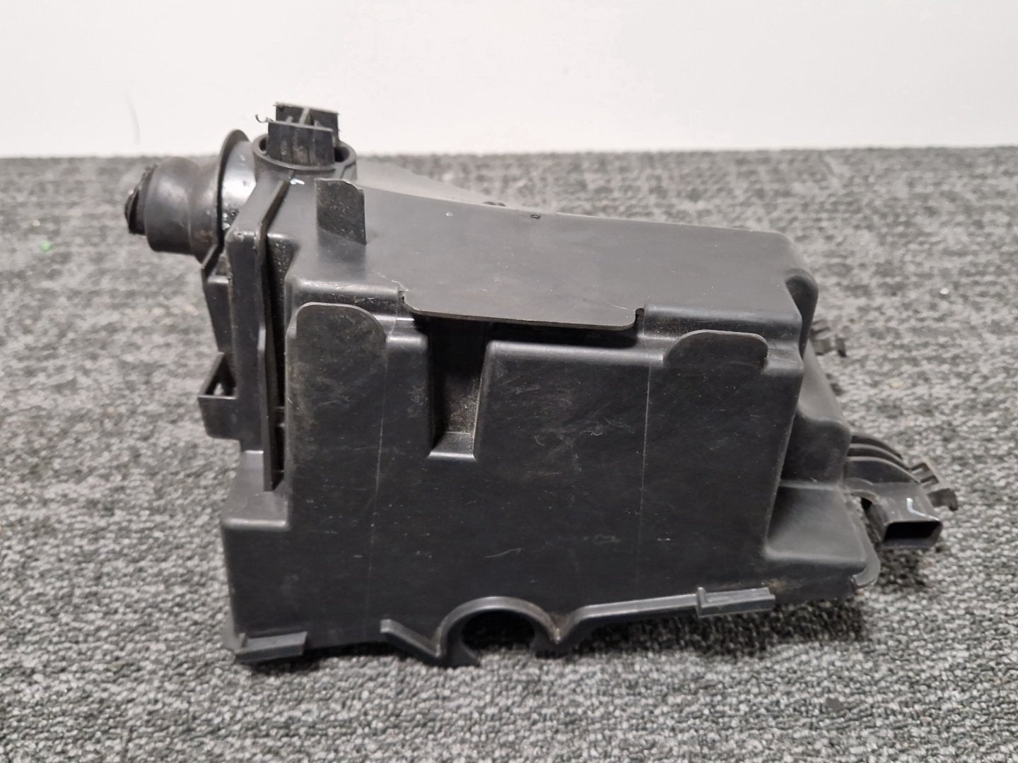Citroen C4 Picasso MK2 (B78) MPV 1.6 Diesel Genuine Fuse Box Relay