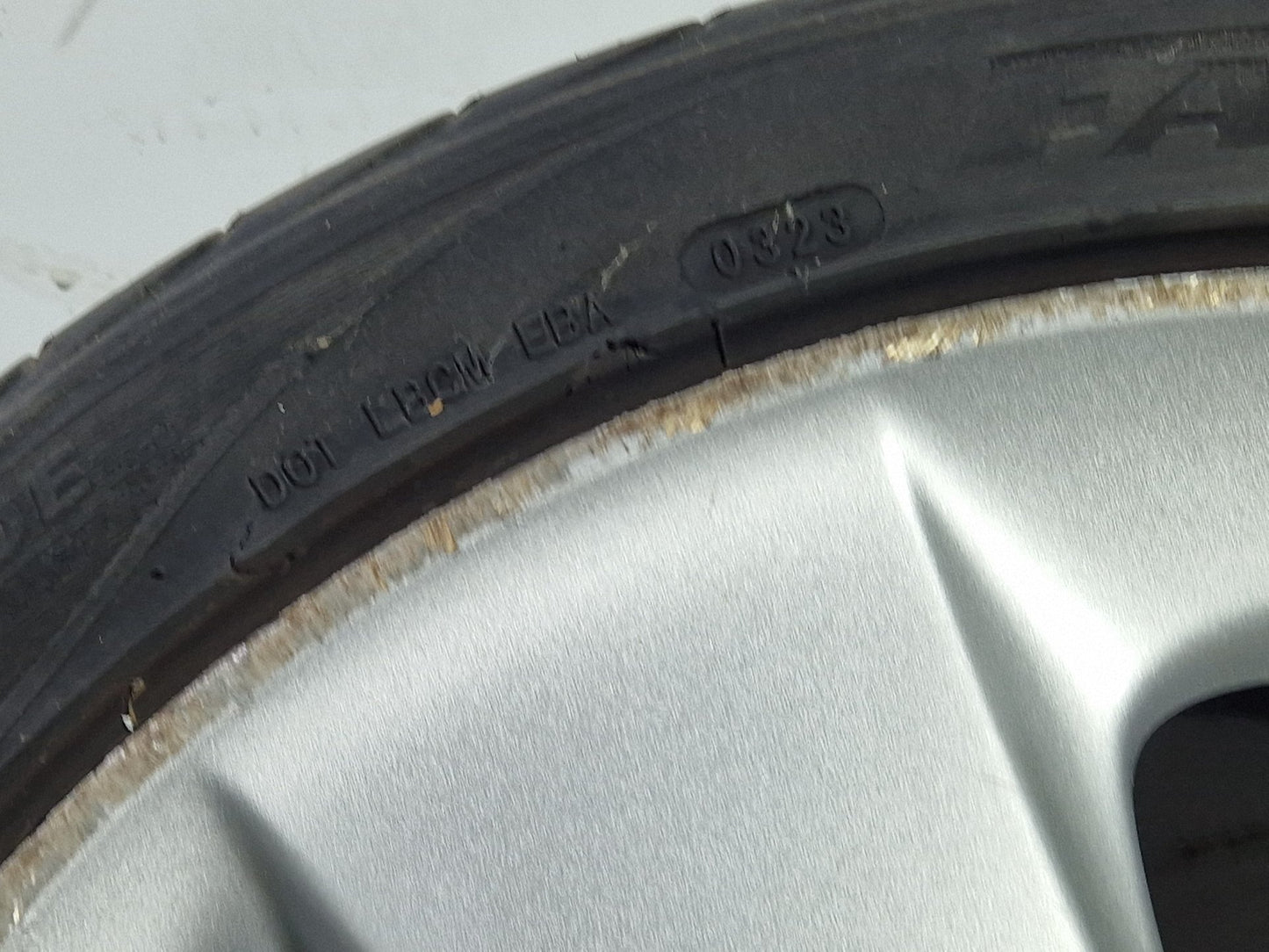 Toyota Prius MK3 (ZVW30) 17" Alloy Wheel with Tyre 215/45/17 ~3mm