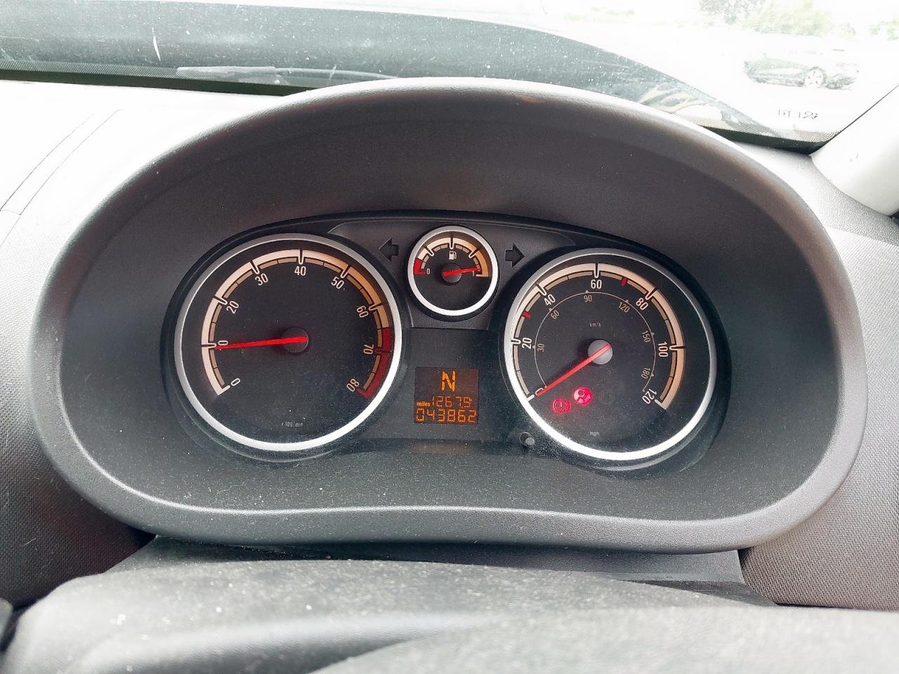 2010 Vauxhall Corsa MK3 (D) (4400)