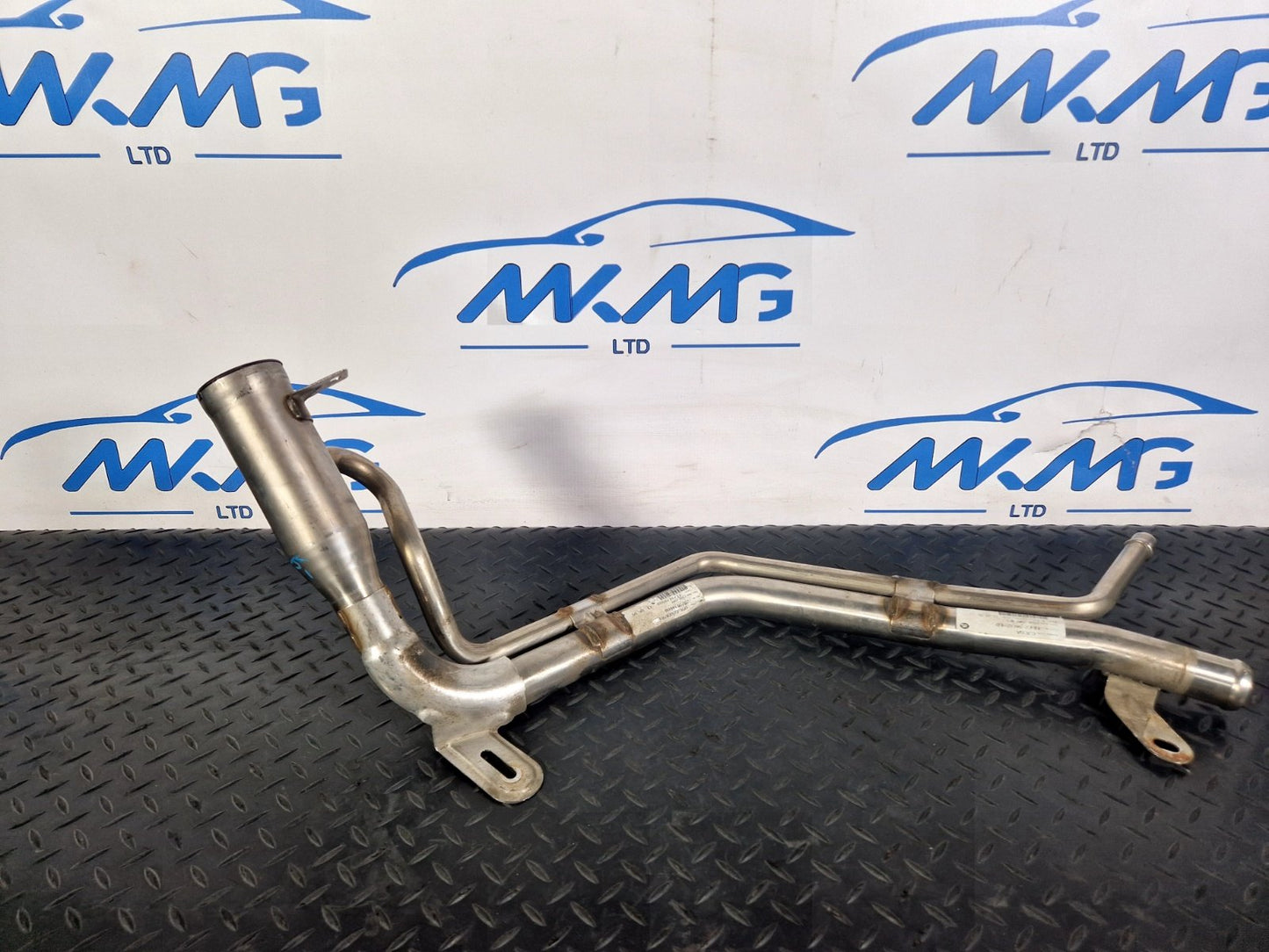 2019-ON  LAND ROVER DISCOVERY L550 LCI FUEL TANK FILLER PIPE LK72-9032-ED
