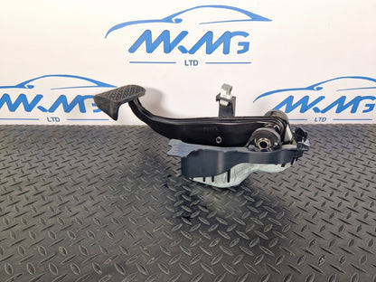 14-21 MERCEDES BENZ C200d W205 GENUINE BRAKE PEDAL A2052920515 A2052920507