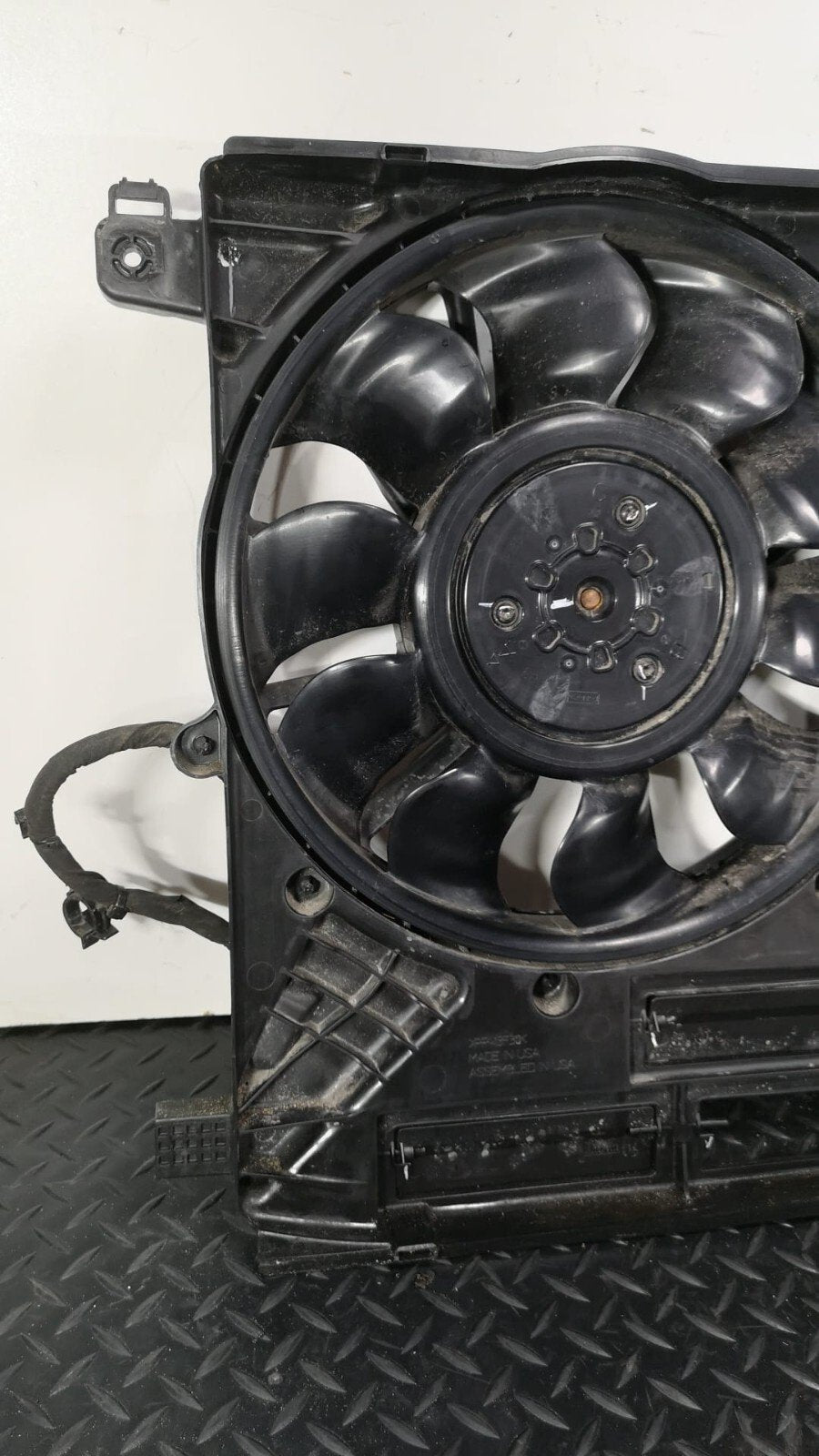 2017 FORD EDGE 2.0 TDCI DIESEL GENUINE RADIATOR FAN MOTOR ASSEMBALY G2G38C607AE