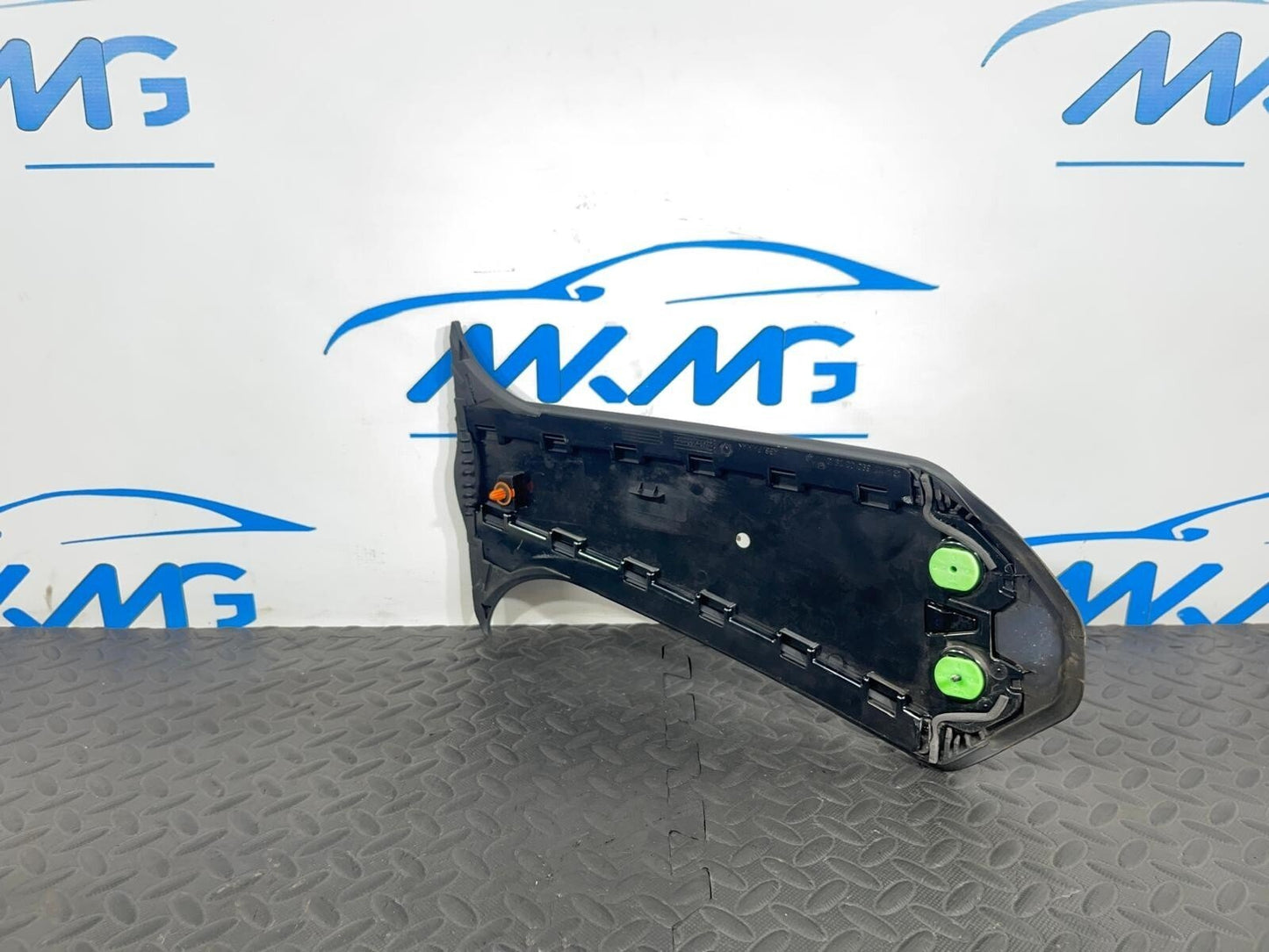 13-19 MERCEDES BENZ CLA C117 B POST TRIM PANEL OUTER RIGHT A1176900279