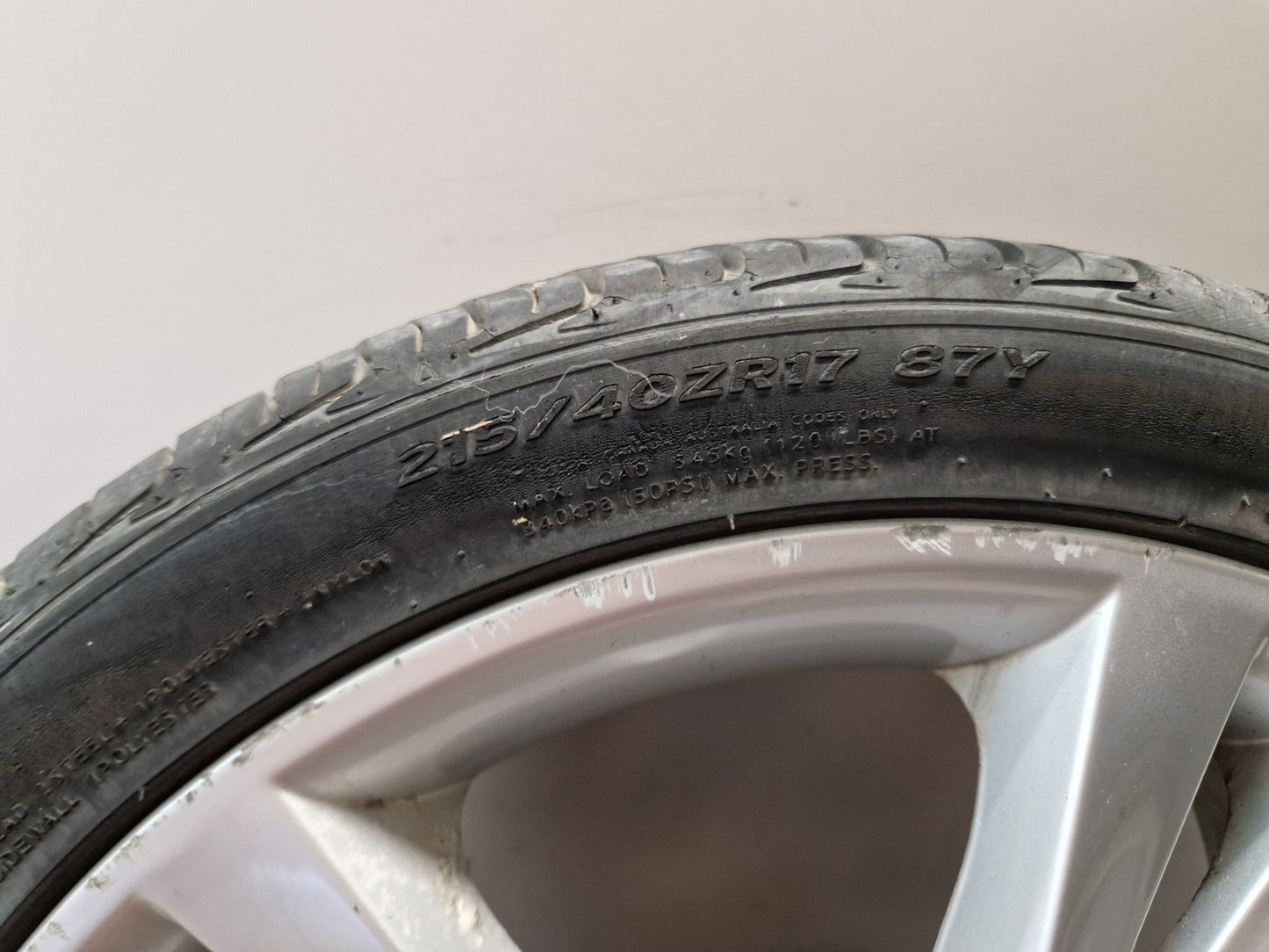 Seat Ibiza MK4 FL- 6J 17" Alloy Wheel with Tyre 215/40/17 ~6mm