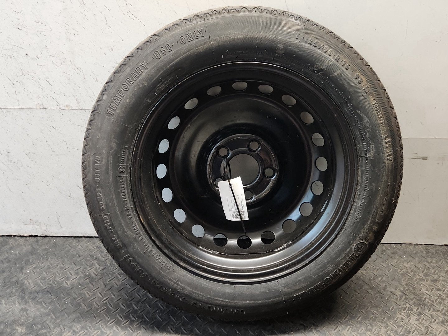 Mercedes CLK200 CLK-Class C209 Convertible Spare Wheel 125/90/16 A2094000402