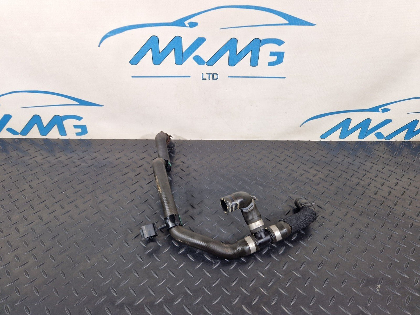 12-17 AUDI S5 CONVERTIBLE GENUINE ENGINE COOLANT HOSE PIPE 8K0121086S