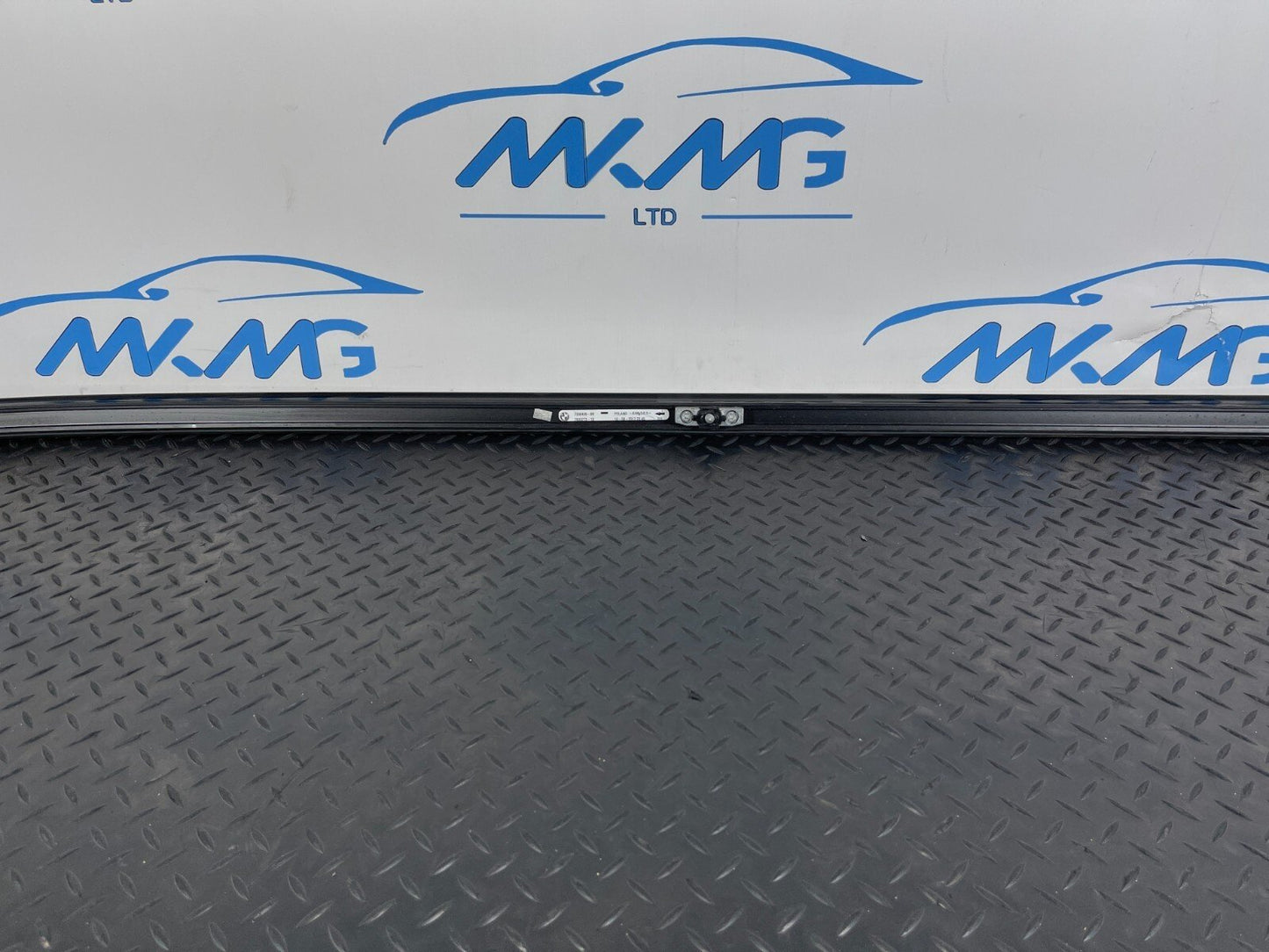 16-22 BMW X1 F48 GENUINE RIGHT O/S ROOF RAIL BLACK 7356436