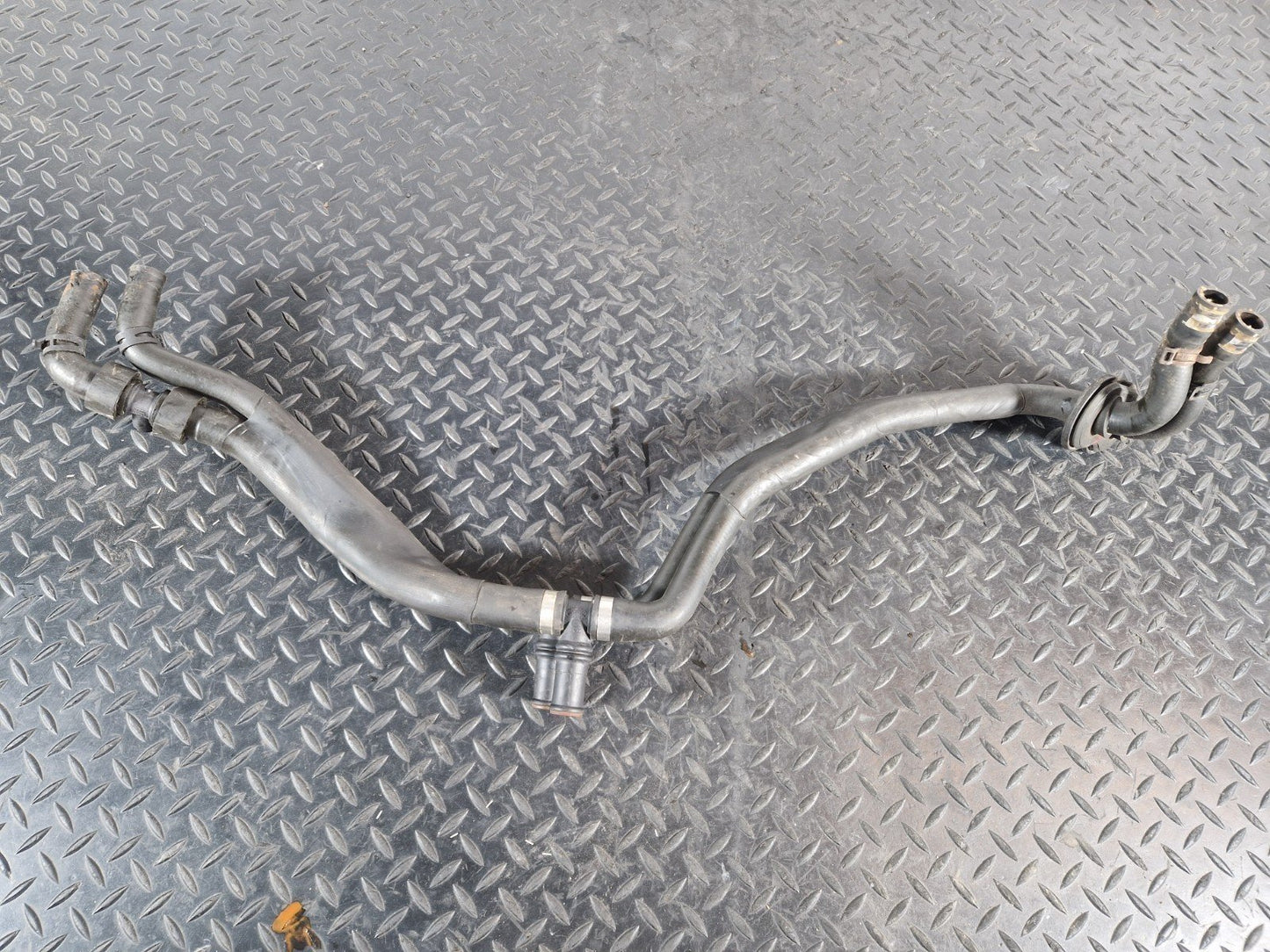 16-20 AUDI Q7 4M GENUINE COOLANT PIPE PIPES 4M0819345A 4M2819350