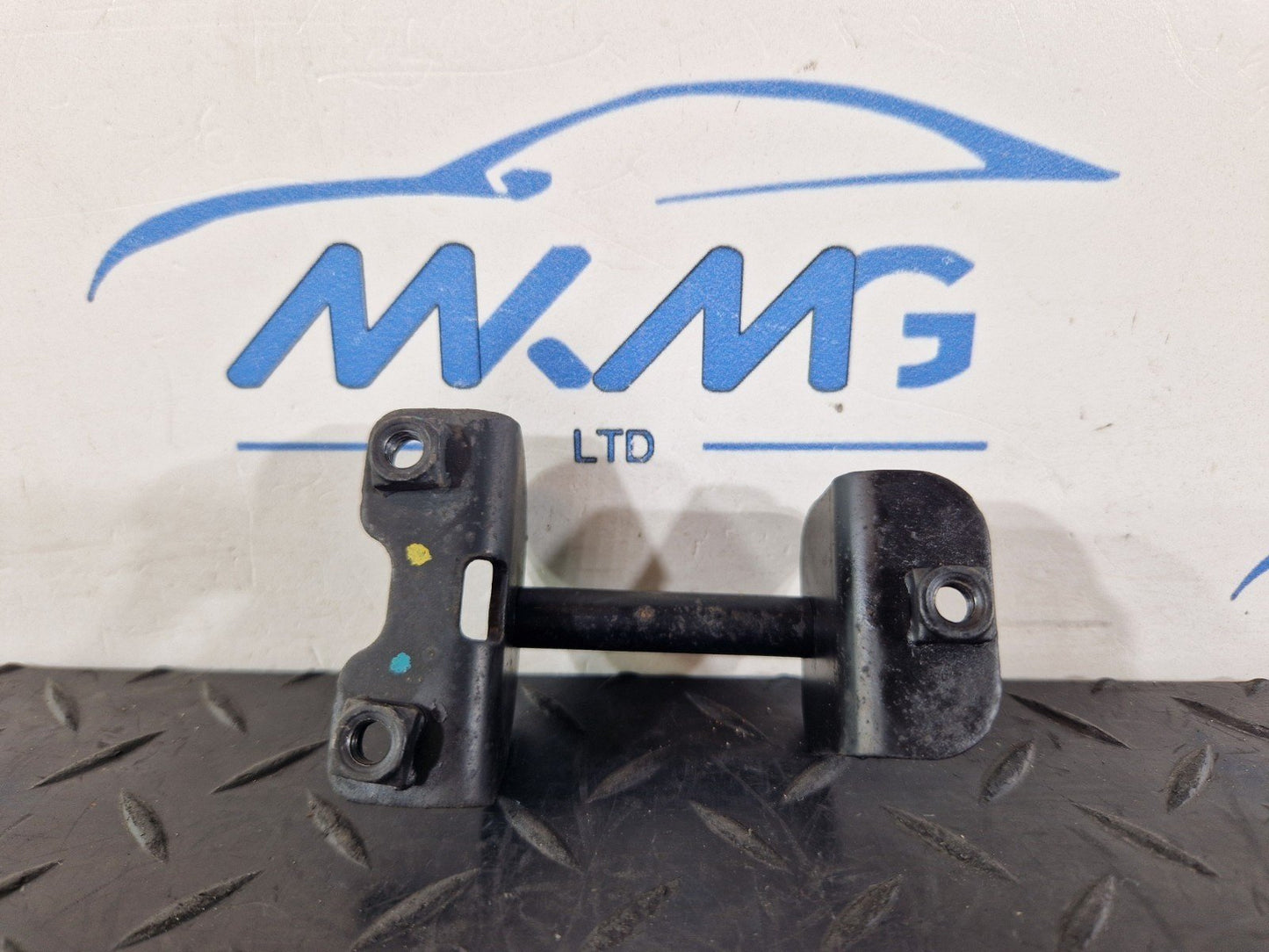 Mercedes-Benz ML W166 Genuine Bonnet Hood Lock Bracket A1668800164