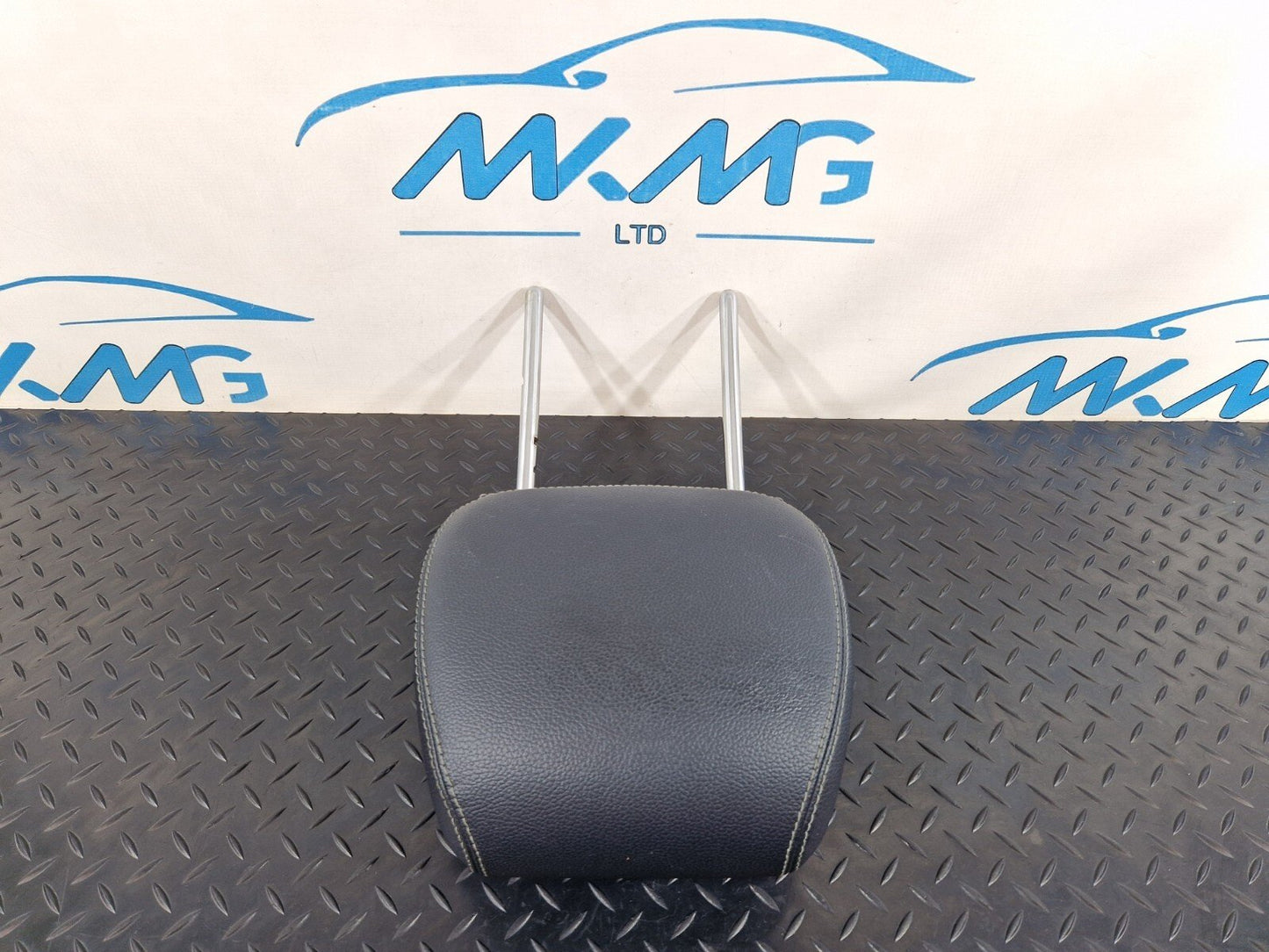 18-ON MERCEDES BENZ A CLASS W177 GENUINE FRONT SEAT HEADREST FITS LEFT & RIGHT