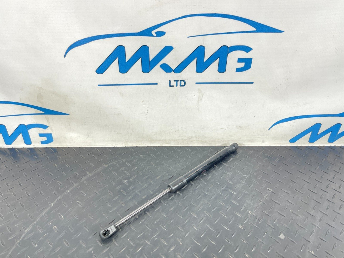2019-ON  LAND ROVER DISCOVERY L550 LCI BONNET GAS STRUT FK72-16C826-AC