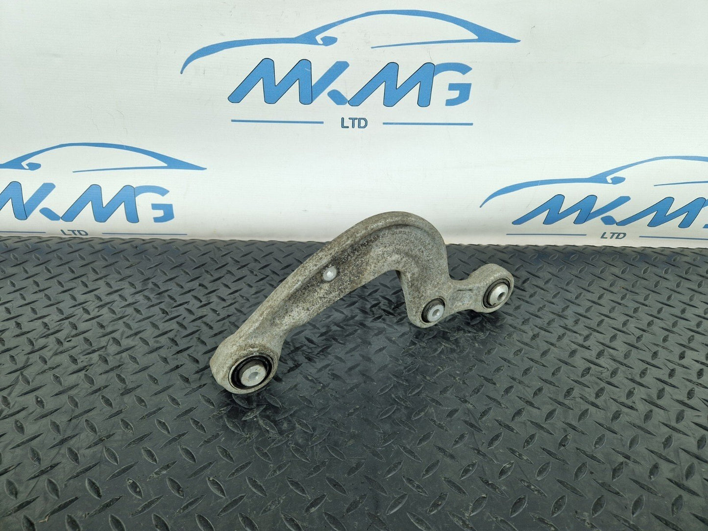 16-19 AUDI A4 B9 GENUINE OEM REAR CONTROL ARM FITS LEFT & RIGHT 8W0505361E