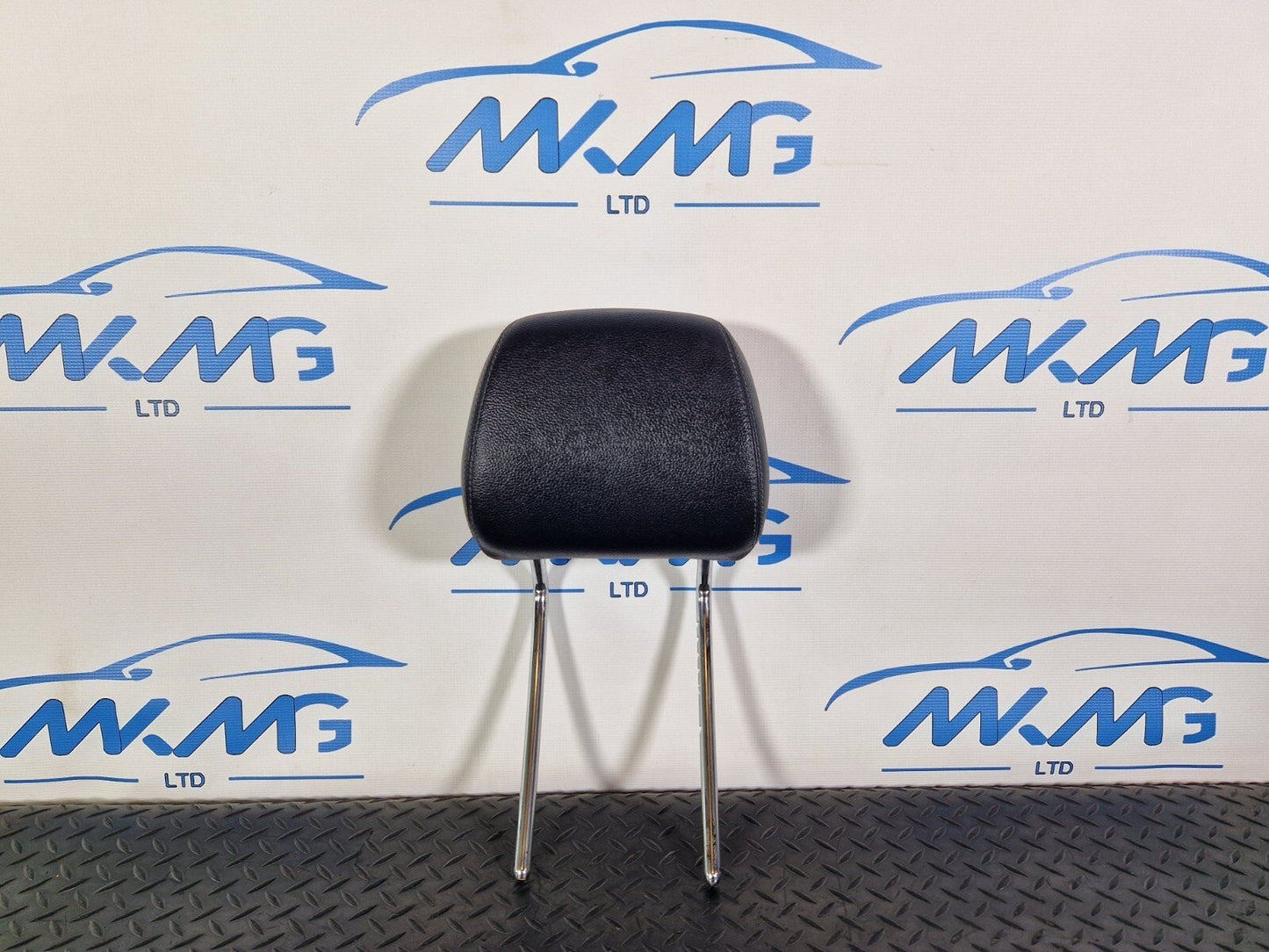 14-19 MERCEDES BENZ GLA X156 GENUINE FRONT SEAT HEADREST FITS LEFT & RIGHT
