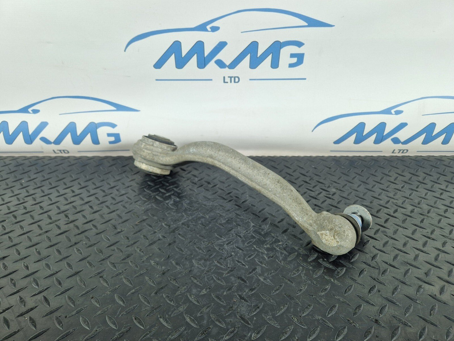 14-21 MERCEDES BENZ C200 W205 FRONT RIGHT LOWER CONTROL ARM WISHBONE A2053301405