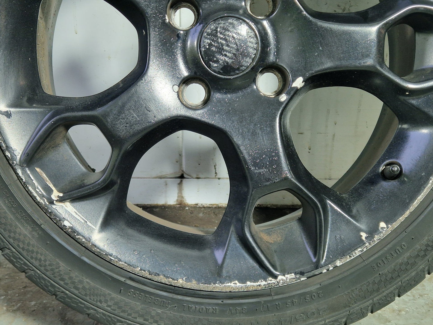 Ford Fiesta MK7 (B299) 17" Alloy Wheel with Tyre 205/45/17 ~4mm