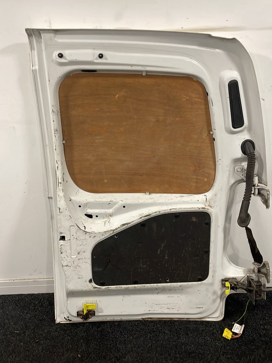 Peugeot Partner B9 Cargo Van Rear Left N/S Complete Door in Banquise White EWP
