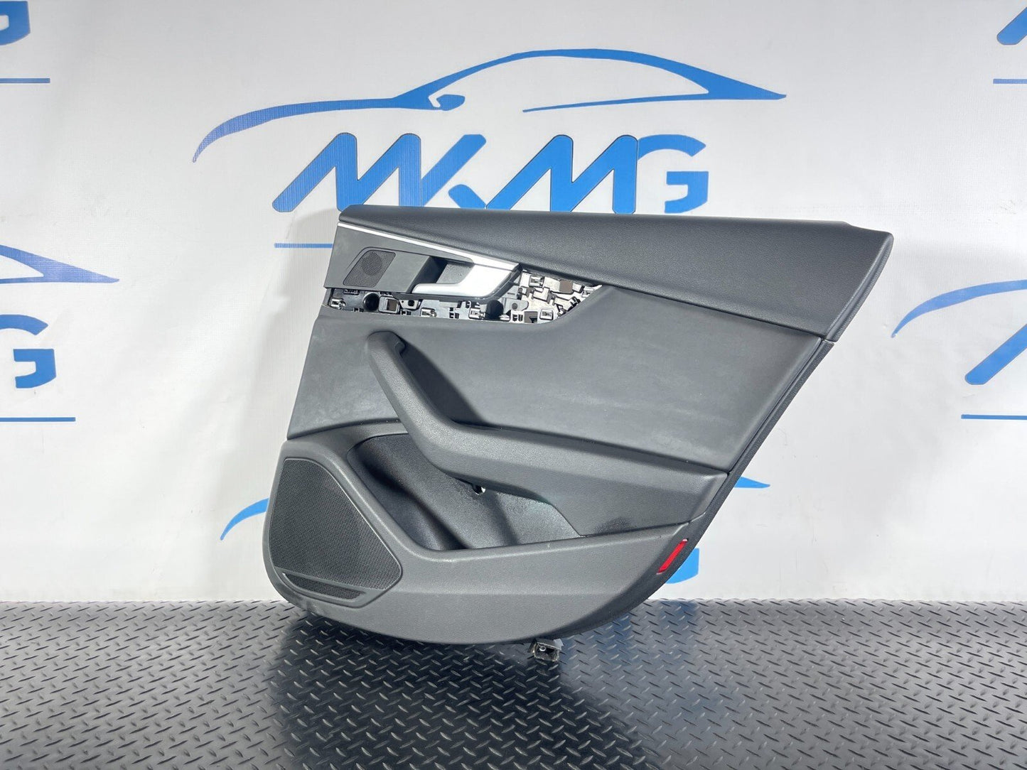 16-19 AUDI A4 B9 GENUINE SALOON REAR RIGHT DRIVER SIDE BLACK LEATHER DOOR CARD