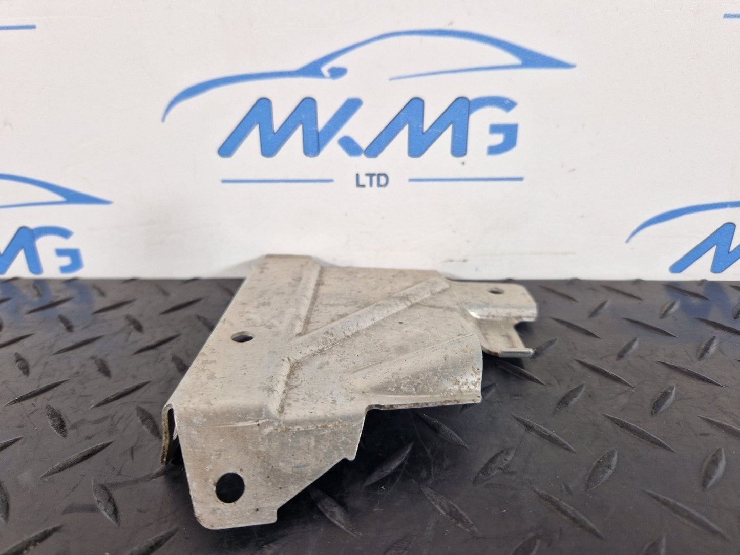 11-19 MERCEDES BENZ ML W166 HEAT SHIELD GEARBOX TRANSMISSION PLATE A2042710088