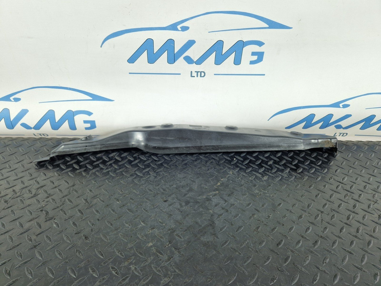 12-18 MERCEDES BENZ B-CLASS W246 OEM FRONT LEFT FENDER WING PLASTIC A2468890925