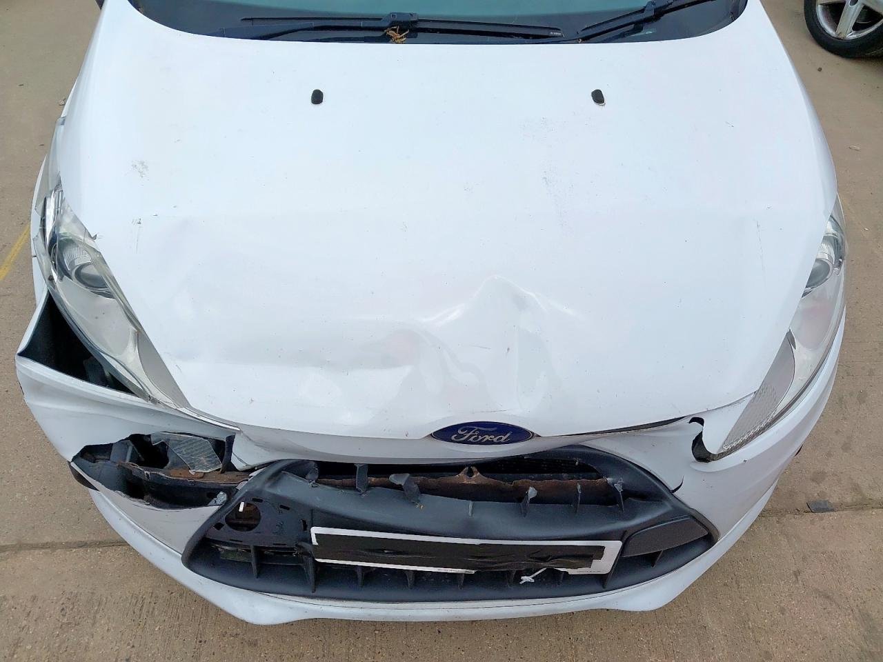 2010 Ford Fiesta MK7 (B299)