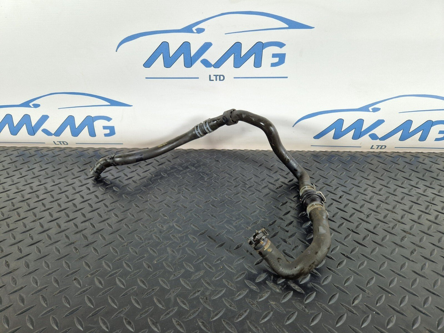 16-19 AUDI A4 AVANT B9 S-LINE OEM ENGINE WATER COOLANT PIPE HOSE 8W0122445J