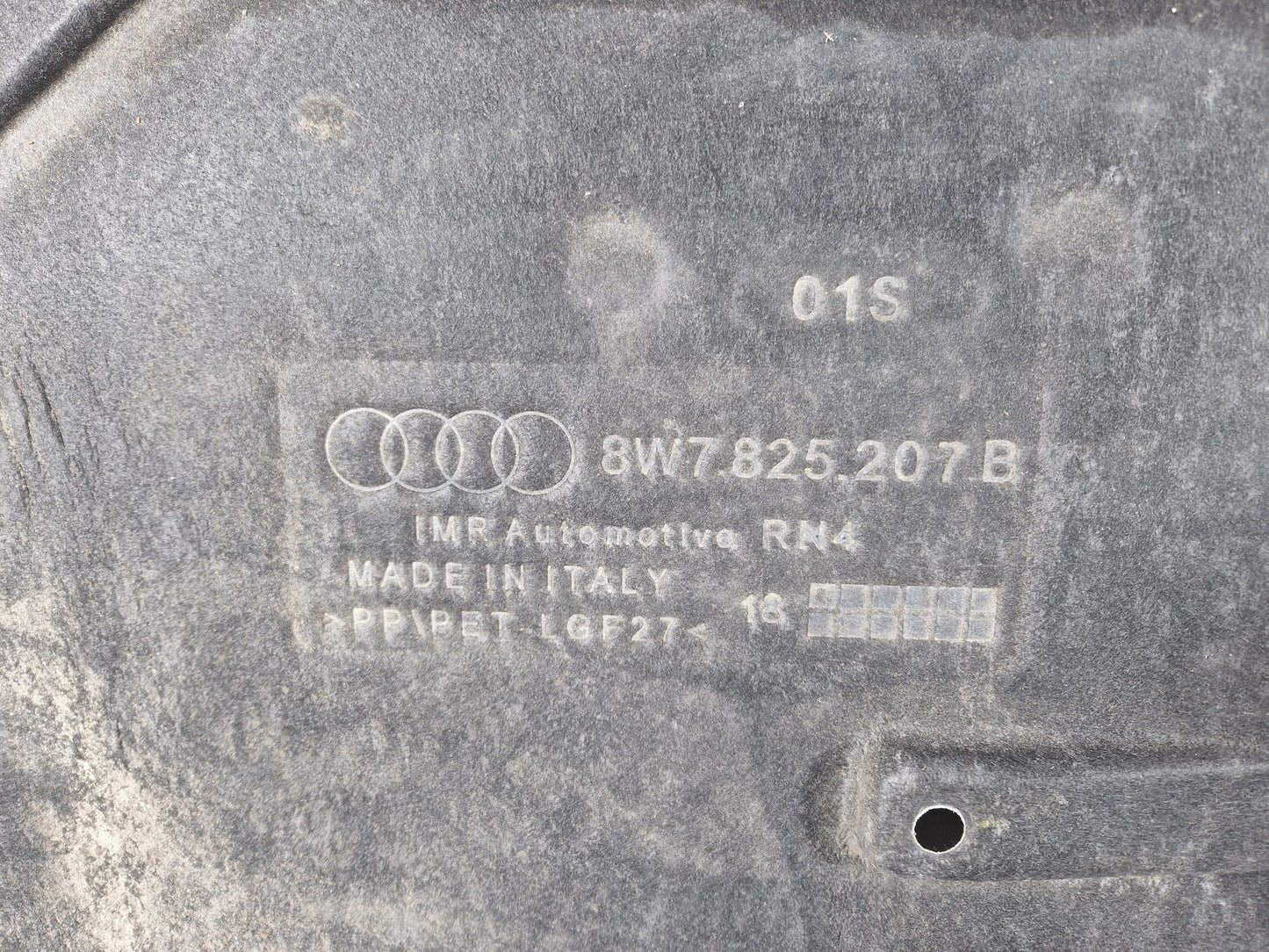 AUDI A5 S5 CONVERTIBLE UNDERBODY TRIM 8W7825207B
