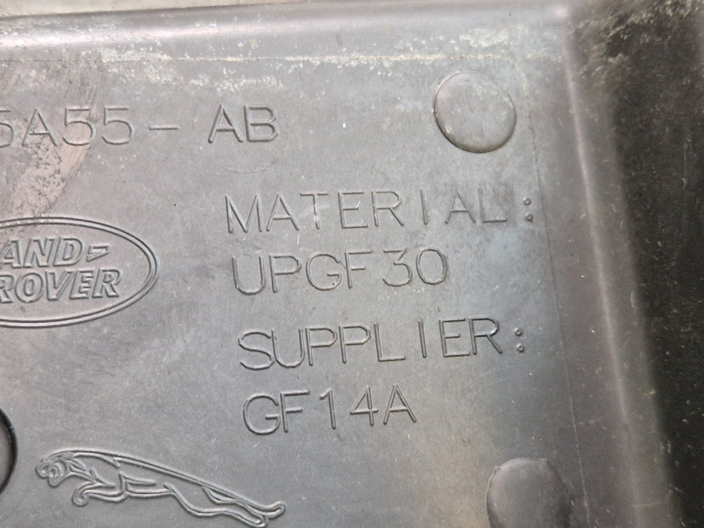 17-ON LAND ROVER DISCOVERY L462 SPORT ENGINE HEAT PROTECTION COVER HPLA015A55AB