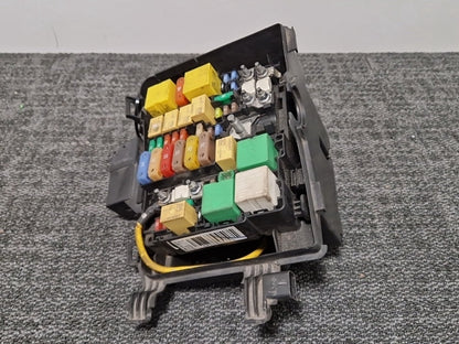 Citroen C4 Picasso MK2 (B78) MPV 1.6 Diesel Genuine Fuse Box Relay
