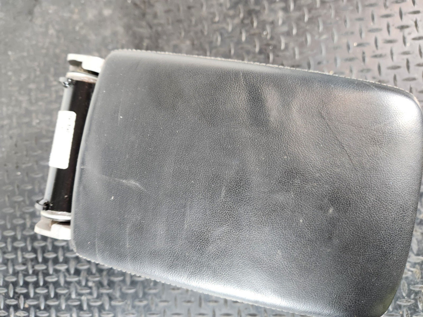 AUDI A5 F5 GENUINE CENTRE CONSOLE ARM REST 8W0864283A
