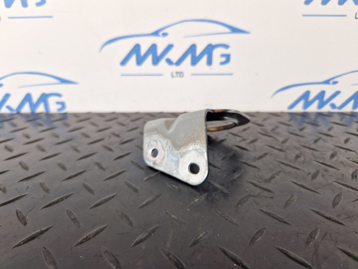 19-ON RANGE ROVER EVOQUE L551 GENUINE FRONT LEFT WING FENDER BRACKET 17614AA