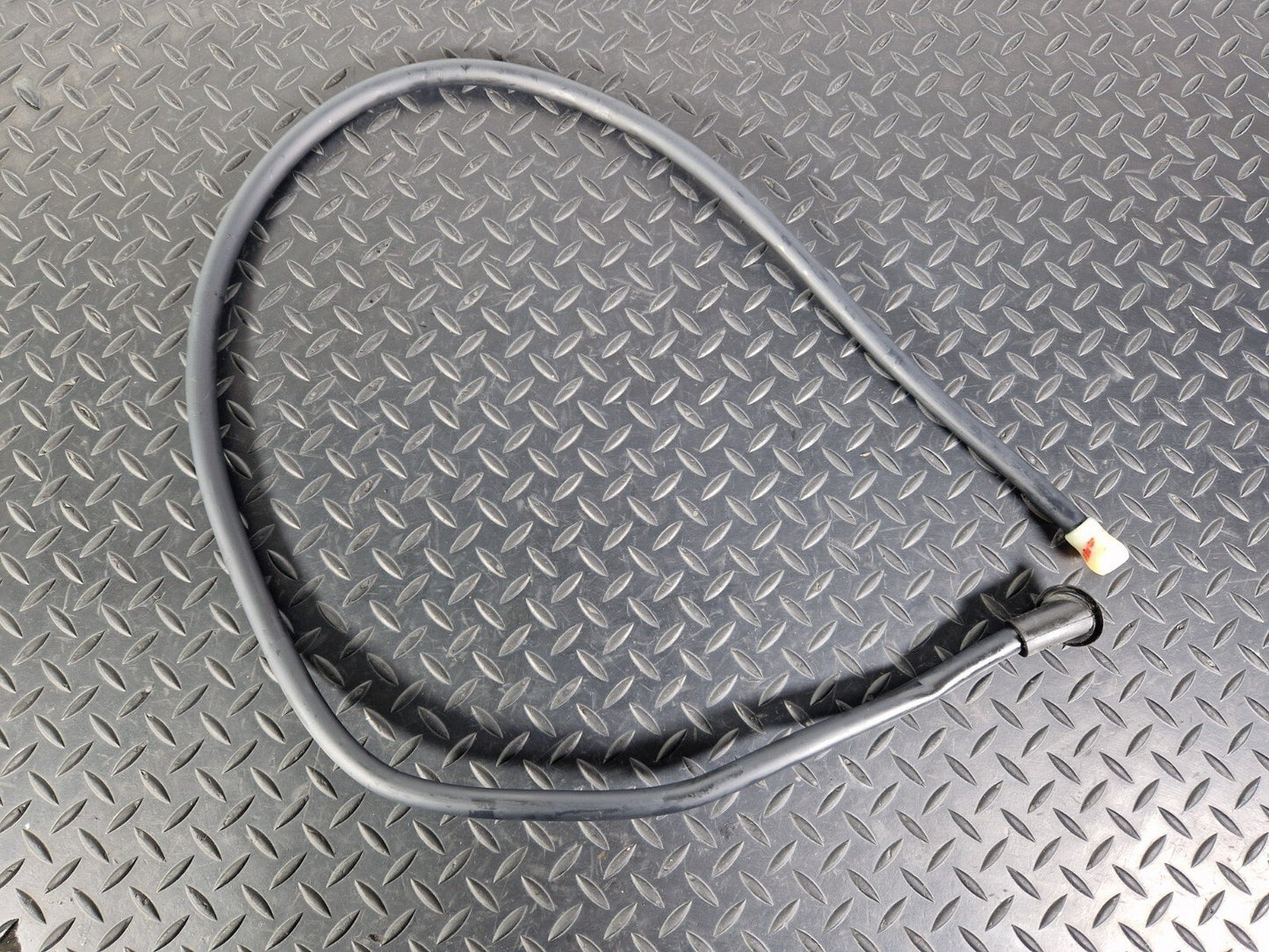 10-15 AUDI Q7 4L 3.0 TDI V6 SUNROOF WATER DRAIN  HOSE PIPE 8E0877242