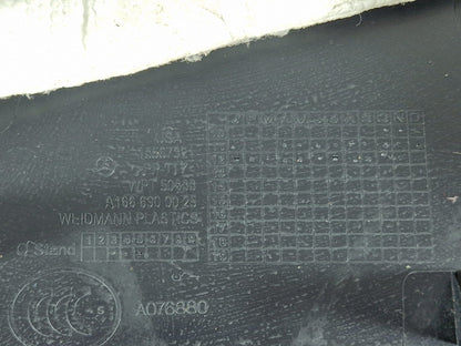 11-19 MERCEDES BENZ ML W166 GENUINE LEFT LOWER B PILLAR TRIM A1666900025