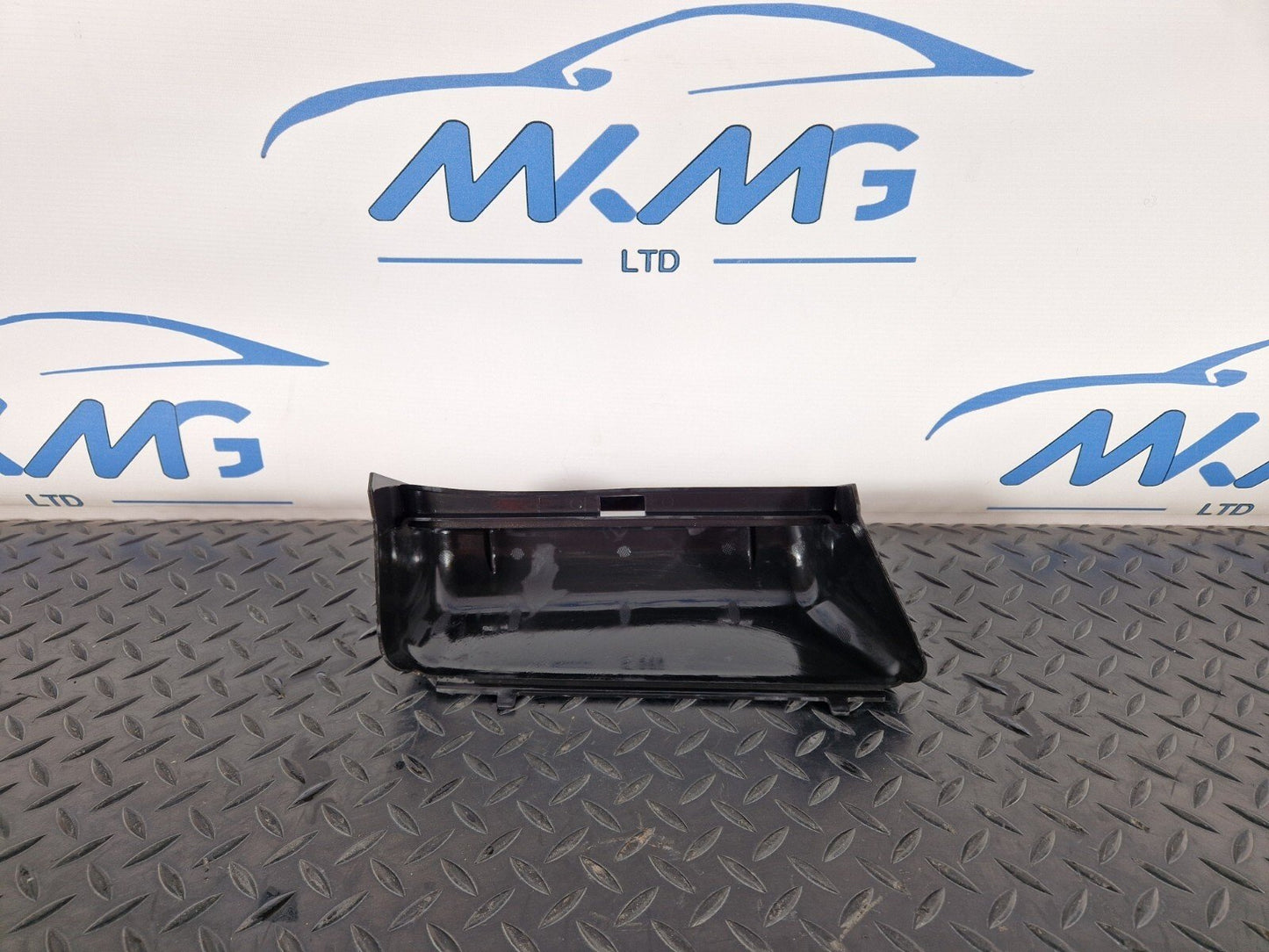 19-ON MERCEDES BENZ B CLASS W247 DIESEL INTERCOOLER AIR DUCT CHANNEL A2475050700