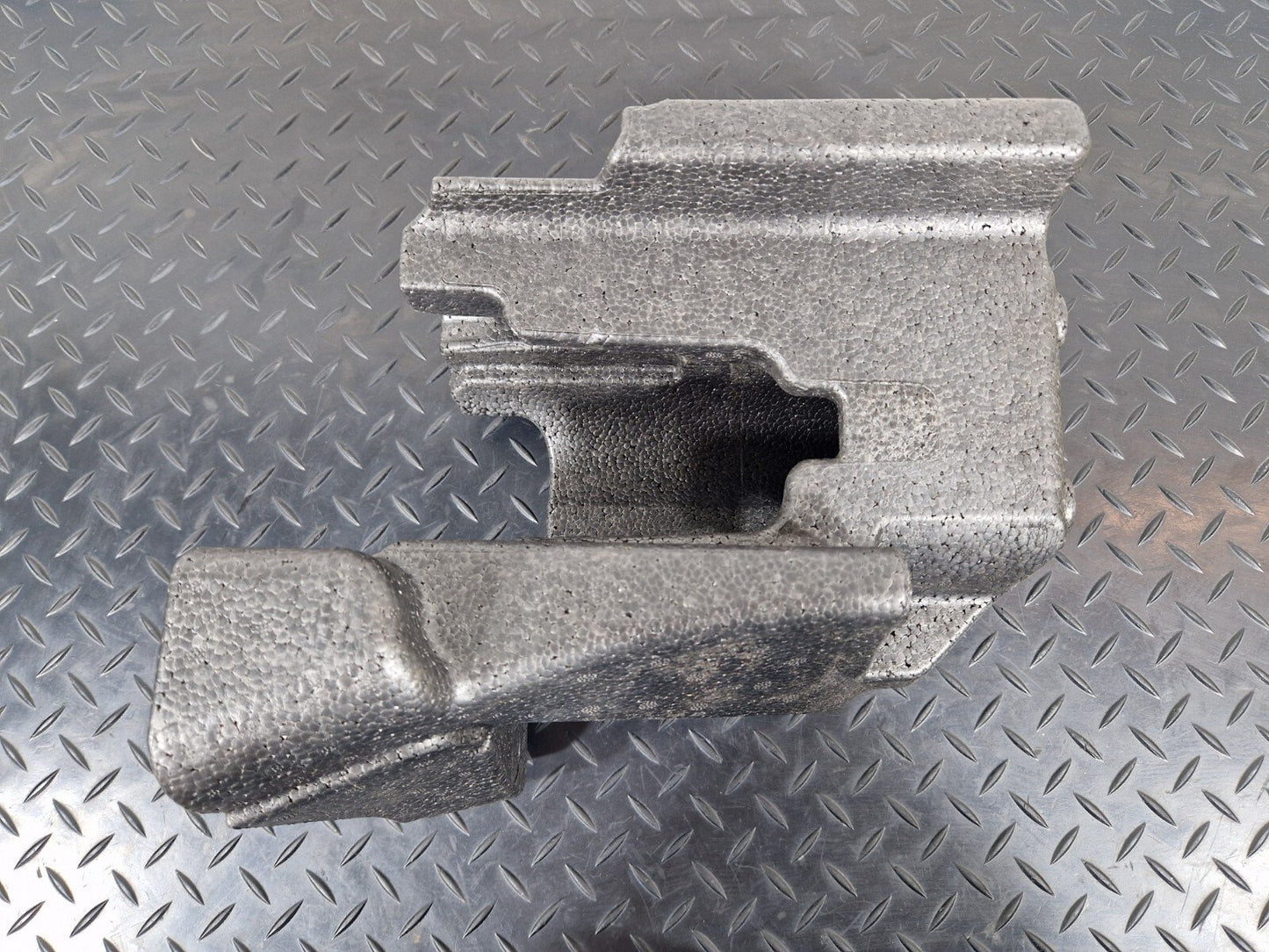 20-24 BMW 1 SERIES F40 GENUINE STORAGE FOAM TRAY UNIT 6872424