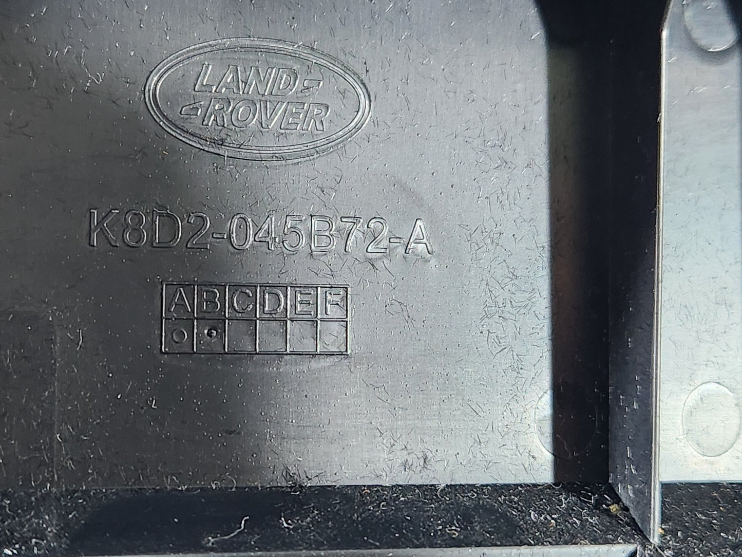 Land Rover Range Rover Evoque L551 SUV Cubby Bezel Support Bracket K8D2-045B72-A