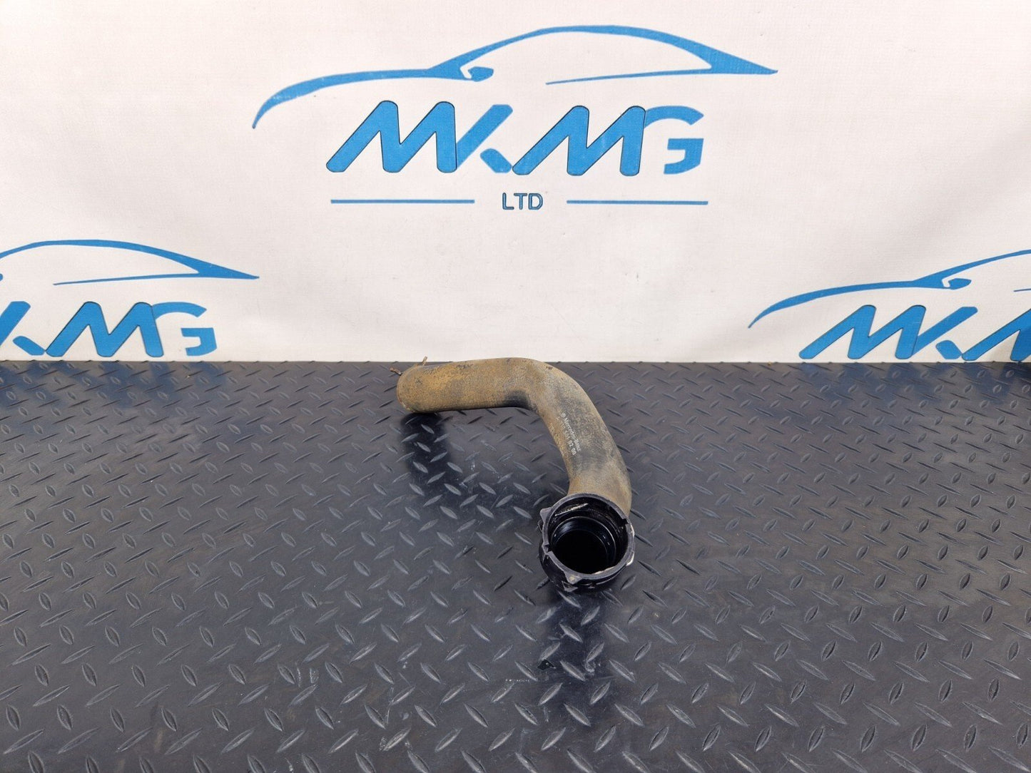 18-ON MERCEDES BENZ SPRINTER W907 W910 OEM PIPE HOSE A9105010200