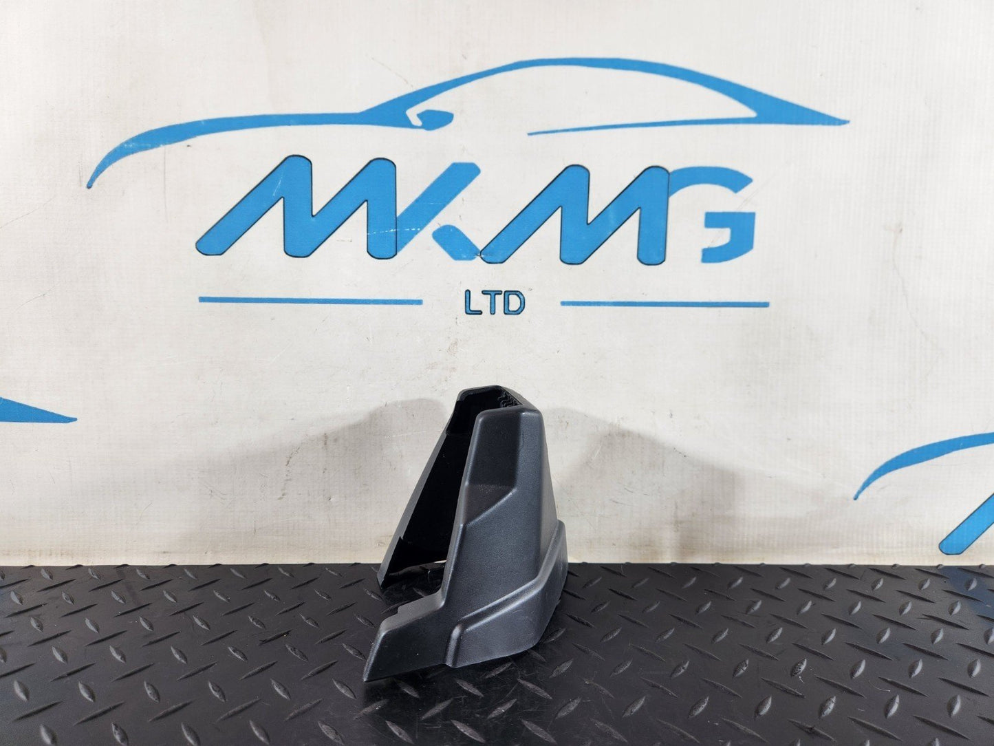 Audi Unknown Part Type 4M0883688