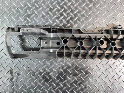 10-18 VW TOUAREG 7P REAR TRUNK BOOT LEFT RAIL SUPPORT BRACKET HOLDER 7P0863599A