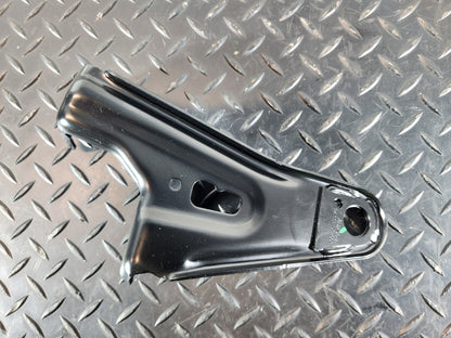 2019 Mercedes-Benz B200d B-Class W247 SUV Mount A2479206800
