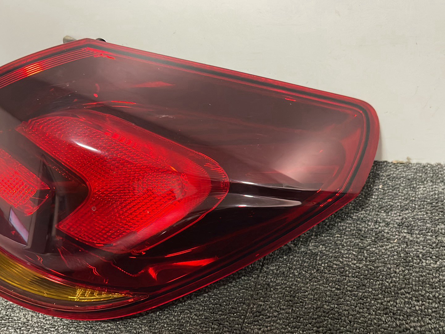 2010 Vauxhall Astra MK3 (D) (61VO) Genuine Rear Right O/S Driver Tail Light