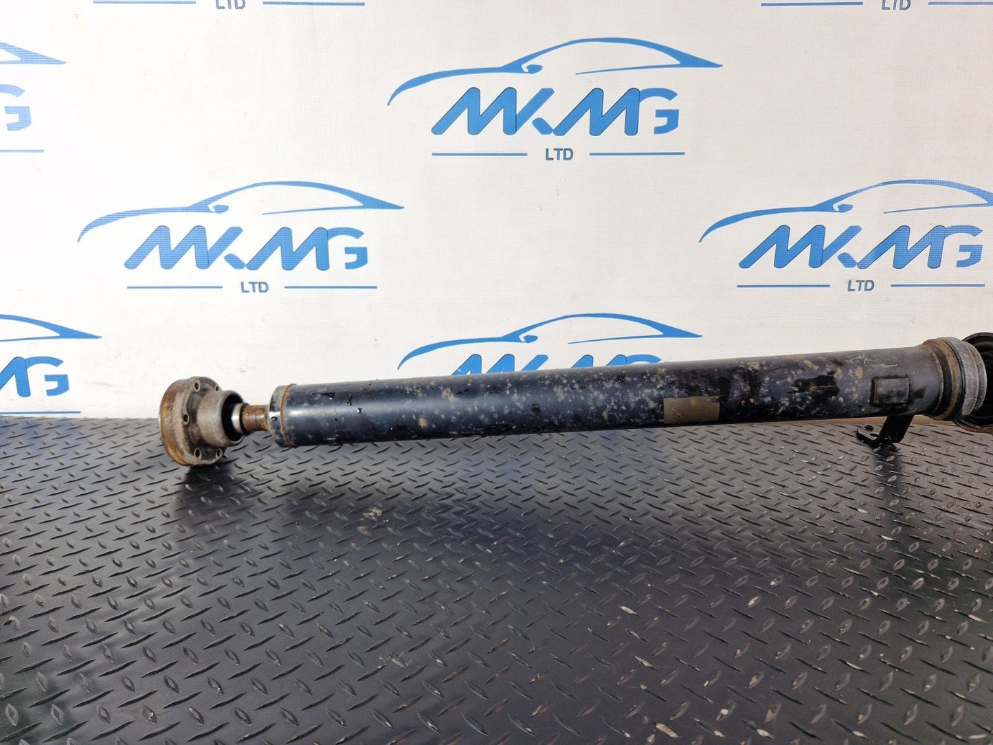 16-19 AUDI A4 B9 GENUINE 2.0TDI QUATTRO AUTOMATIC PROPSHAFT 8W0521101